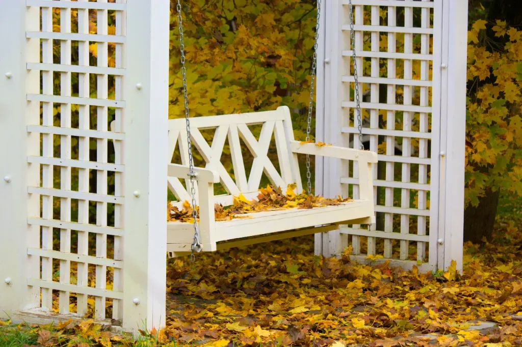 białe komplety mebli ogrodowych